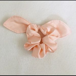 ♻️Upcycled Eco-Friendly Scrunchie♻️